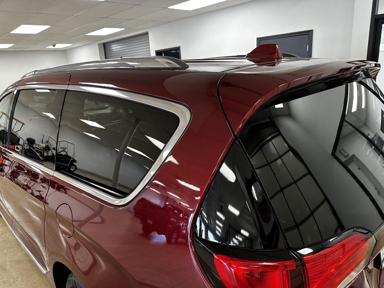 Chrysler Pacifica Touring L FWD 2018