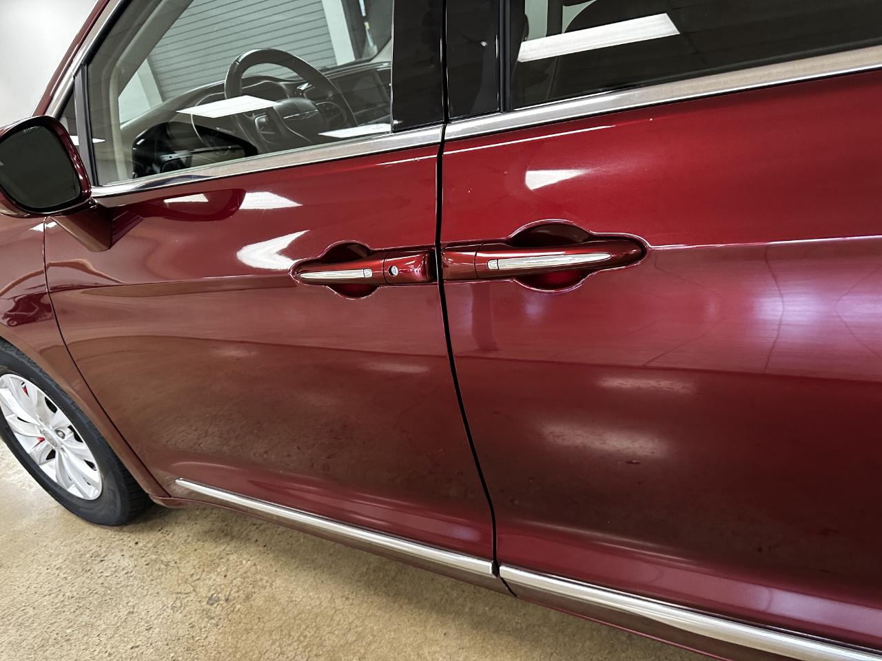 Chrysler Pacifica Touring L FWD 2018