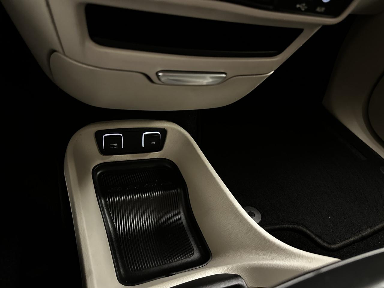 Chrysler Pacifica Touring L FWD 2018