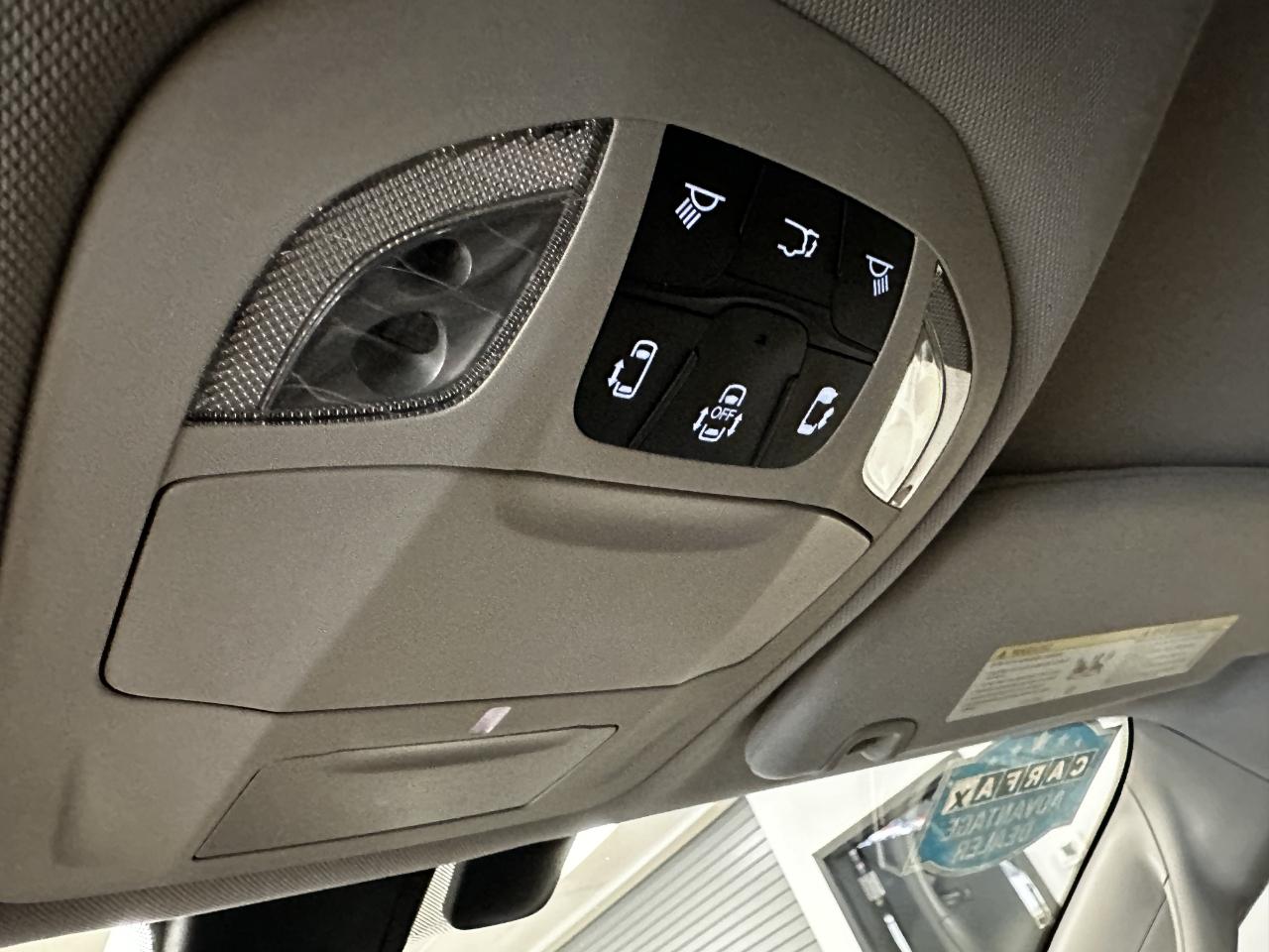 Chrysler Pacifica Touring L FWD 2018