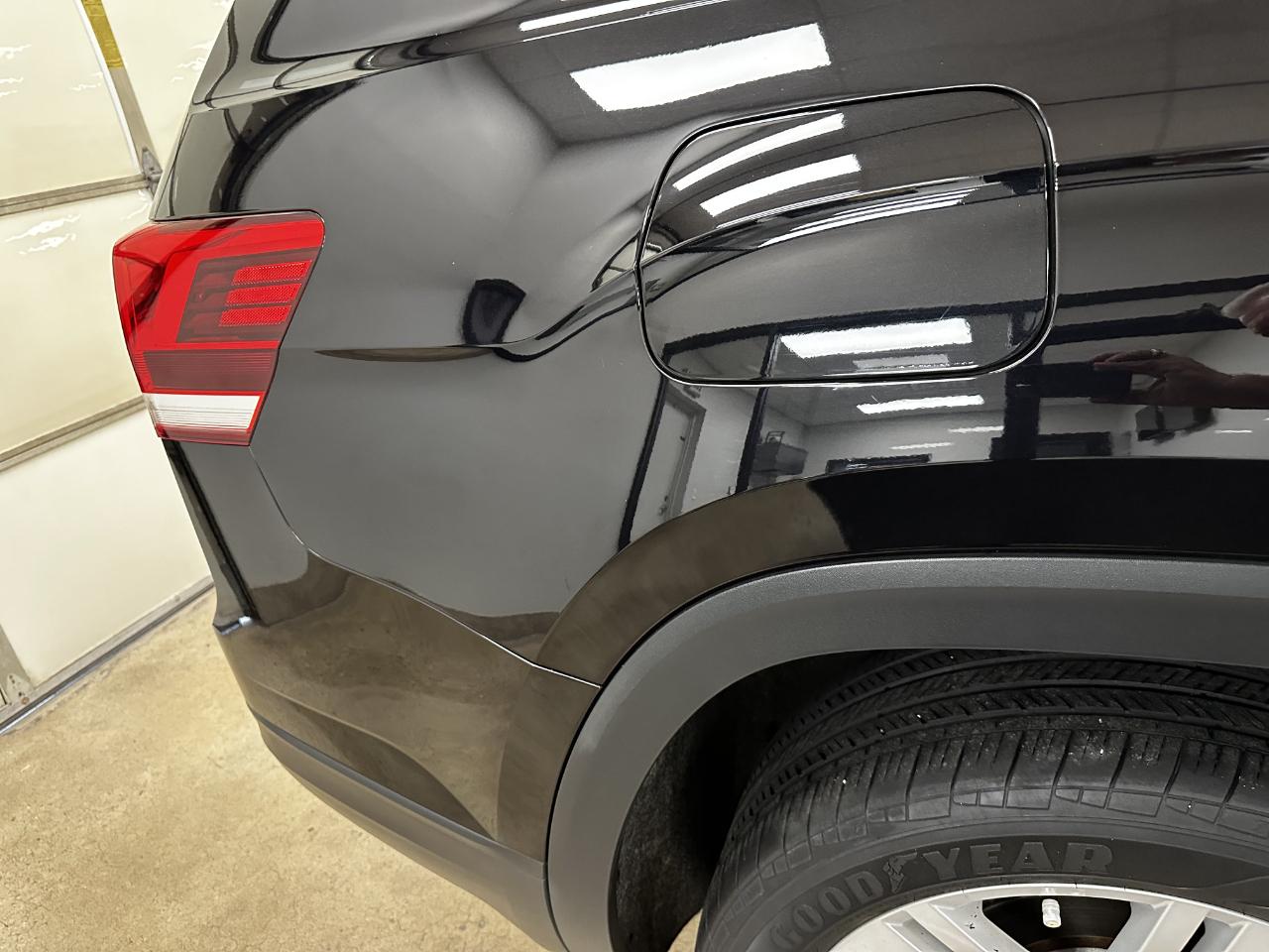 Volkswagen Atlas 2.0T SE w/Technology FWD 2020