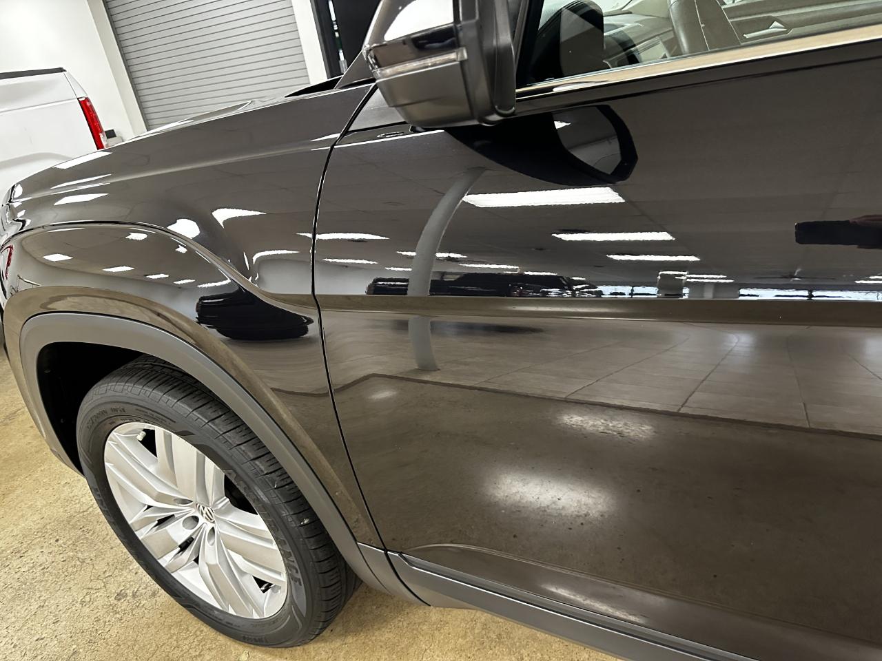 Volkswagen Atlas 2.0T SE w/Technology FWD 2020