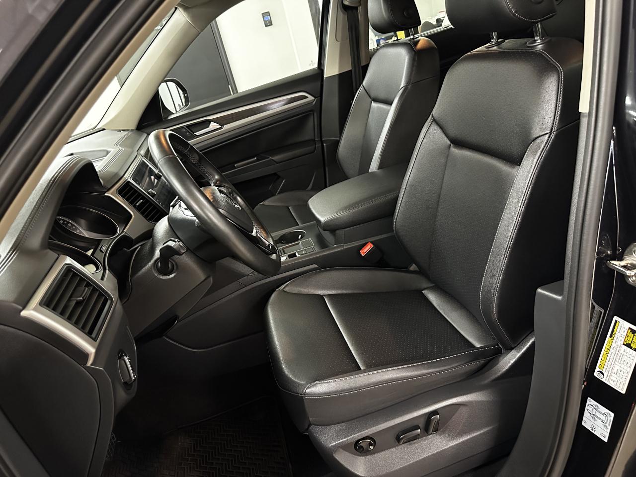 Volkswagen Atlas 2.0T SE w/Technology FWD 2020