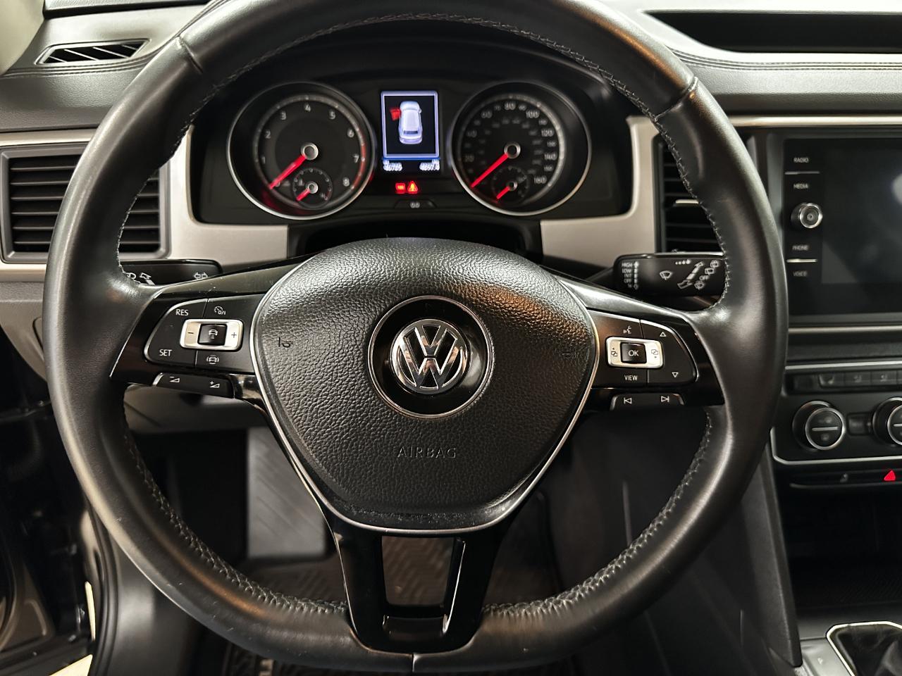 Volkswagen Atlas 2.0T SE w/Technology FWD 2020