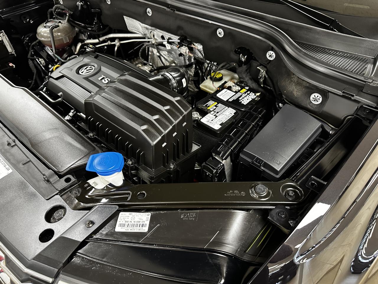 Volkswagen Atlas 2.0T SE w/Technology FWD 2020