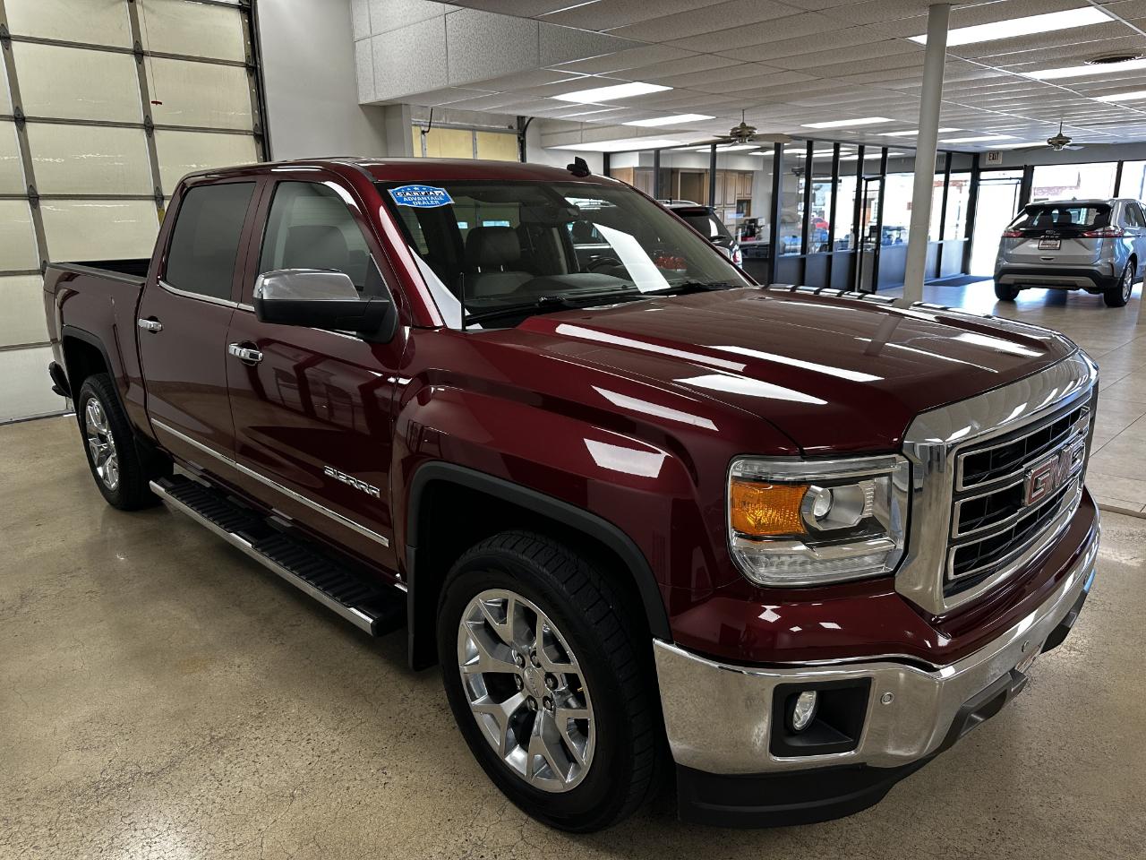 GMC Sierra 1500 2WD Crew Cab 143.5" SLT 2014
