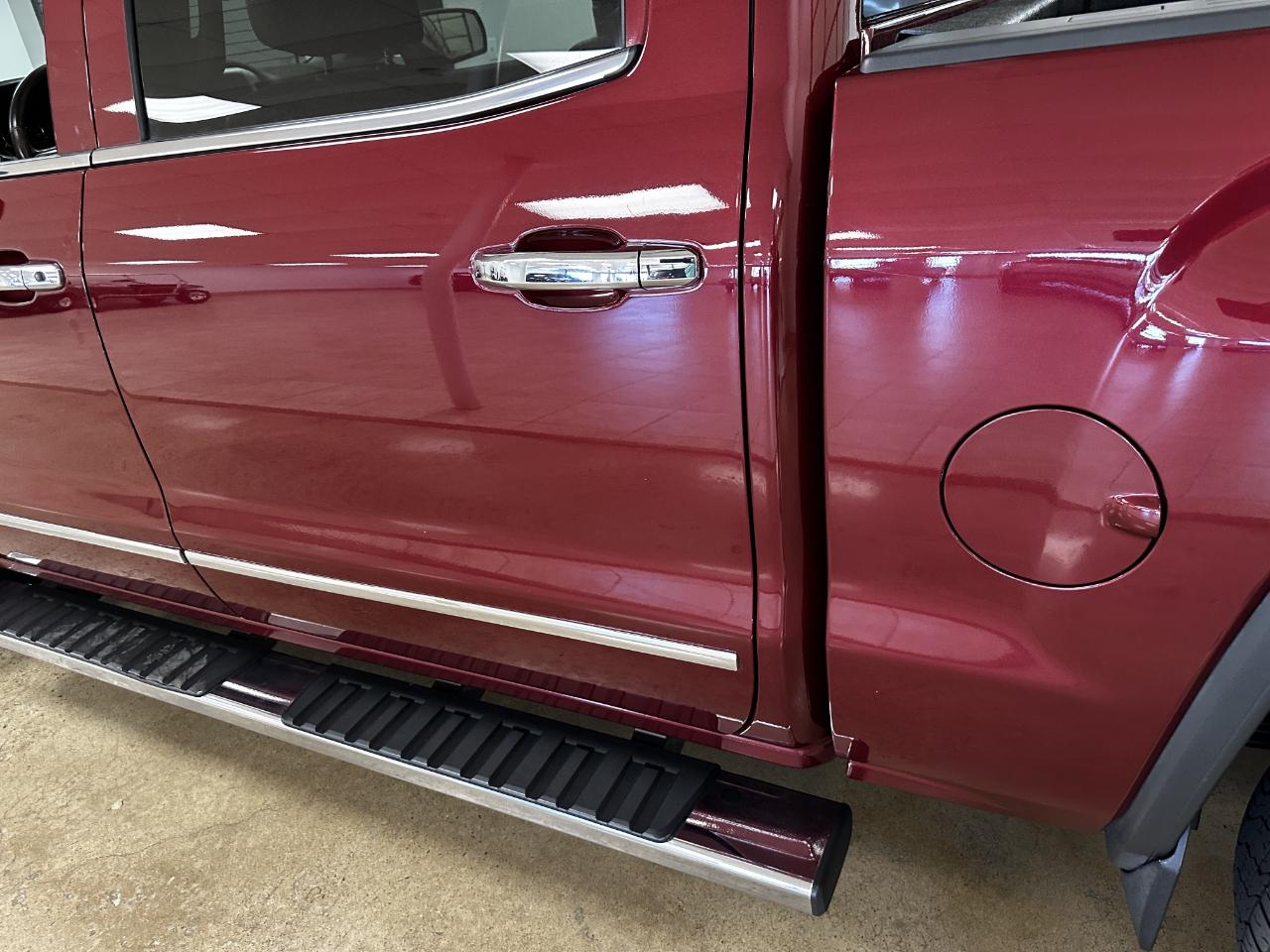 GMC Sierra 1500 2WD Crew Cab 143.5" SLT 2014