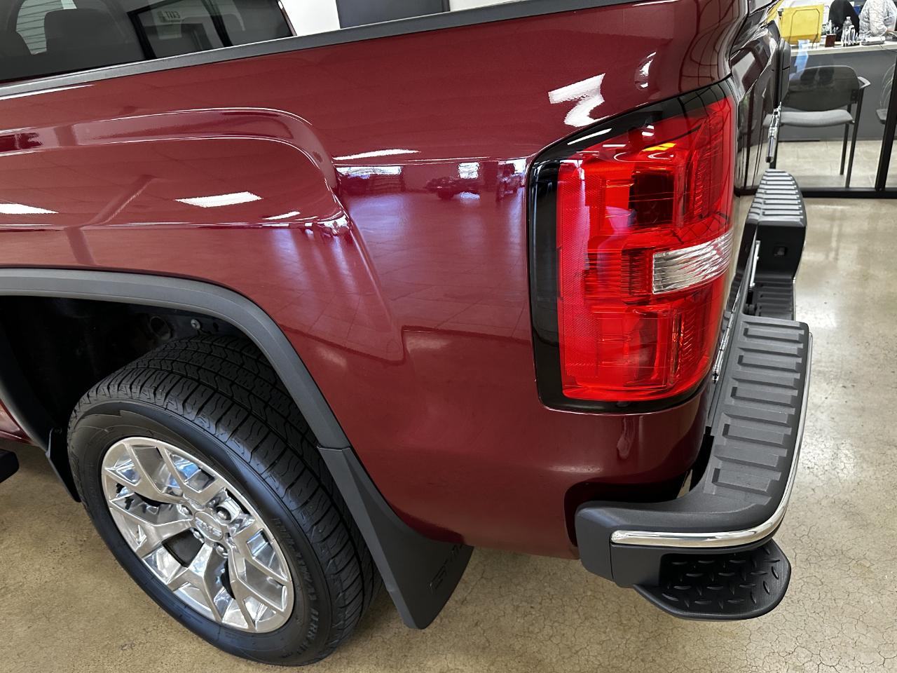 GMC Sierra 1500 2WD Crew Cab 143.5" SLT 2014