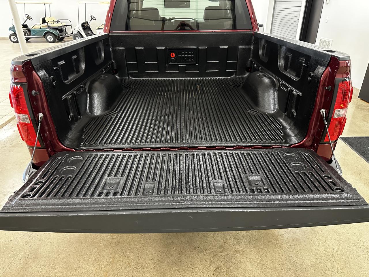 GMC Sierra 1500 2WD Crew Cab 143.5" SLT 2014
