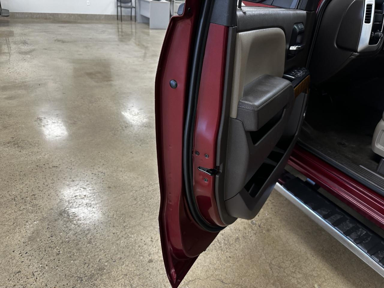GMC Sierra 1500 2WD Crew Cab 143.5" SLT 2014