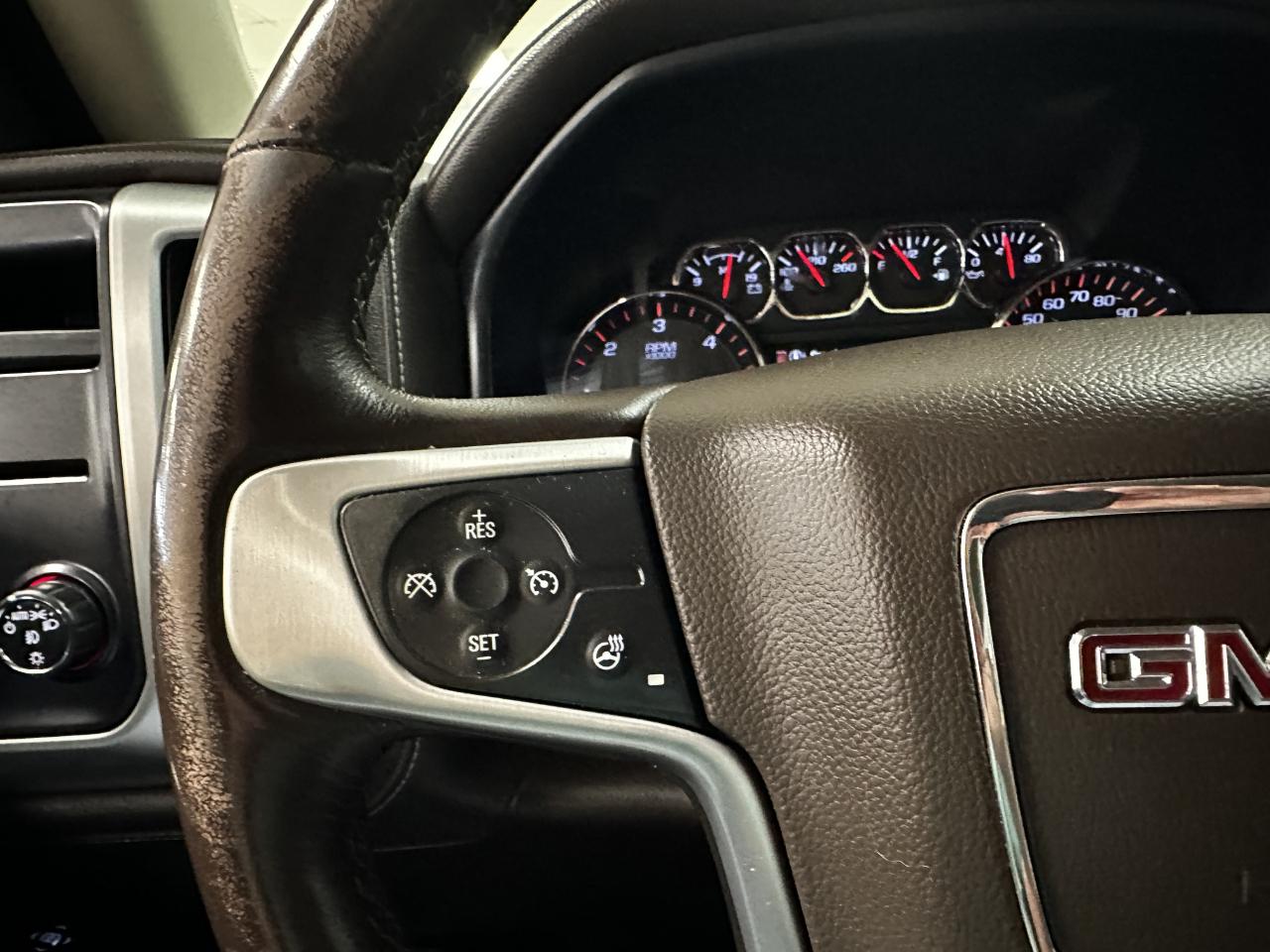 GMC Sierra 1500 2WD Crew Cab 143.5" SLT 2014