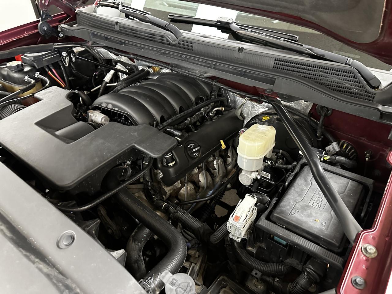 GMC Sierra 1500 2WD Crew Cab 143.5" SLT 2014