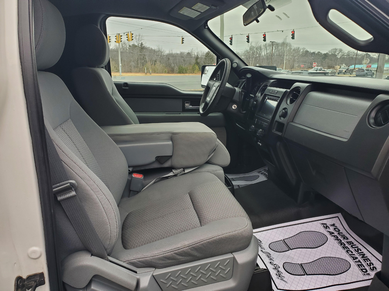 Ford F-150 XLT 8-ft. Bed 4WD 2013