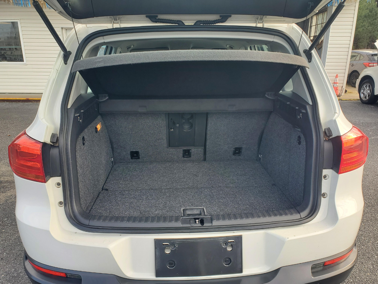 Volkswagen Tiguan S 4Motion 2012