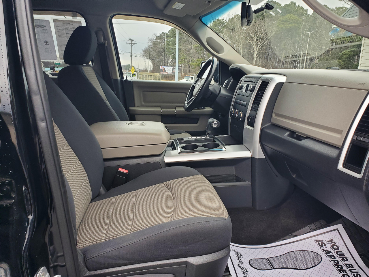 RAM 1500 SLT Crew Cab 2WD 2012