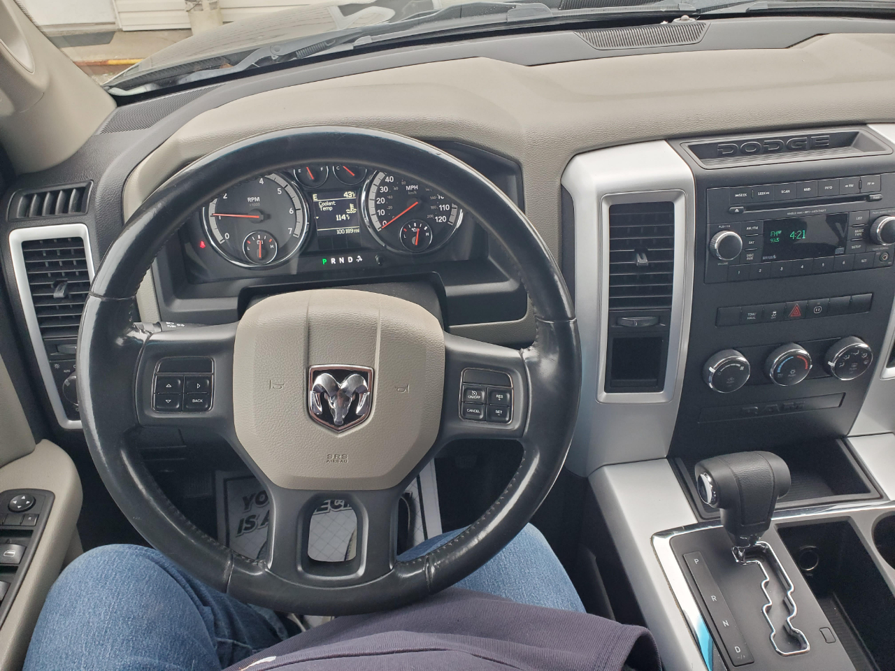 RAM 1500 SLT Crew Cab 2WD 2012