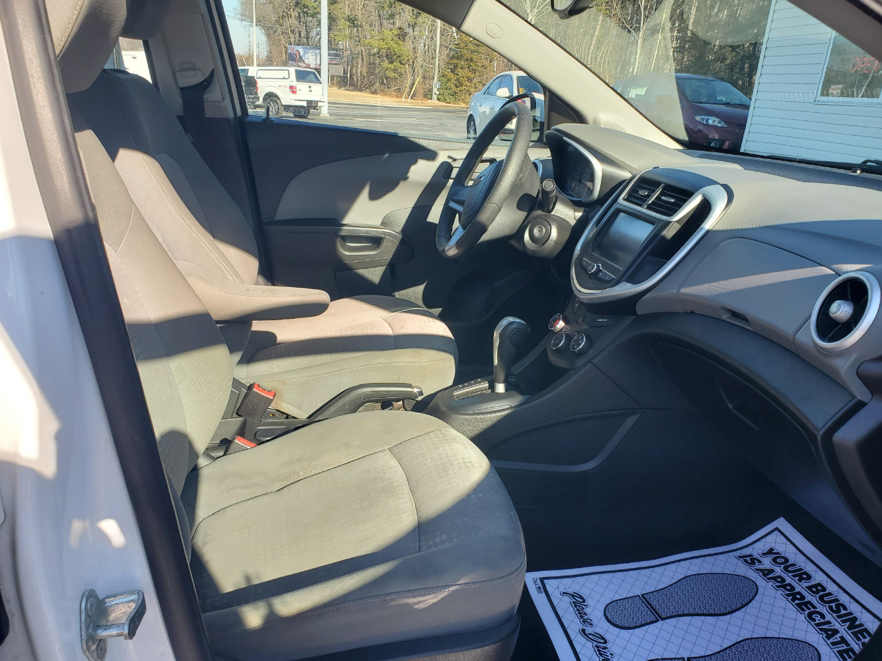 Chevrolet Sonic LS Auto Sedan 2017