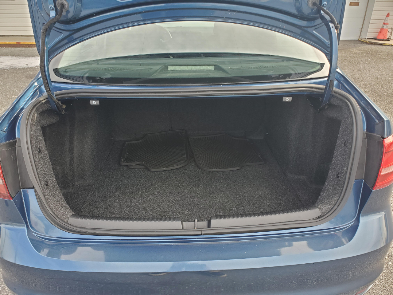 Volkswagen Jetta 1.4T S w/Technology 6A 2016