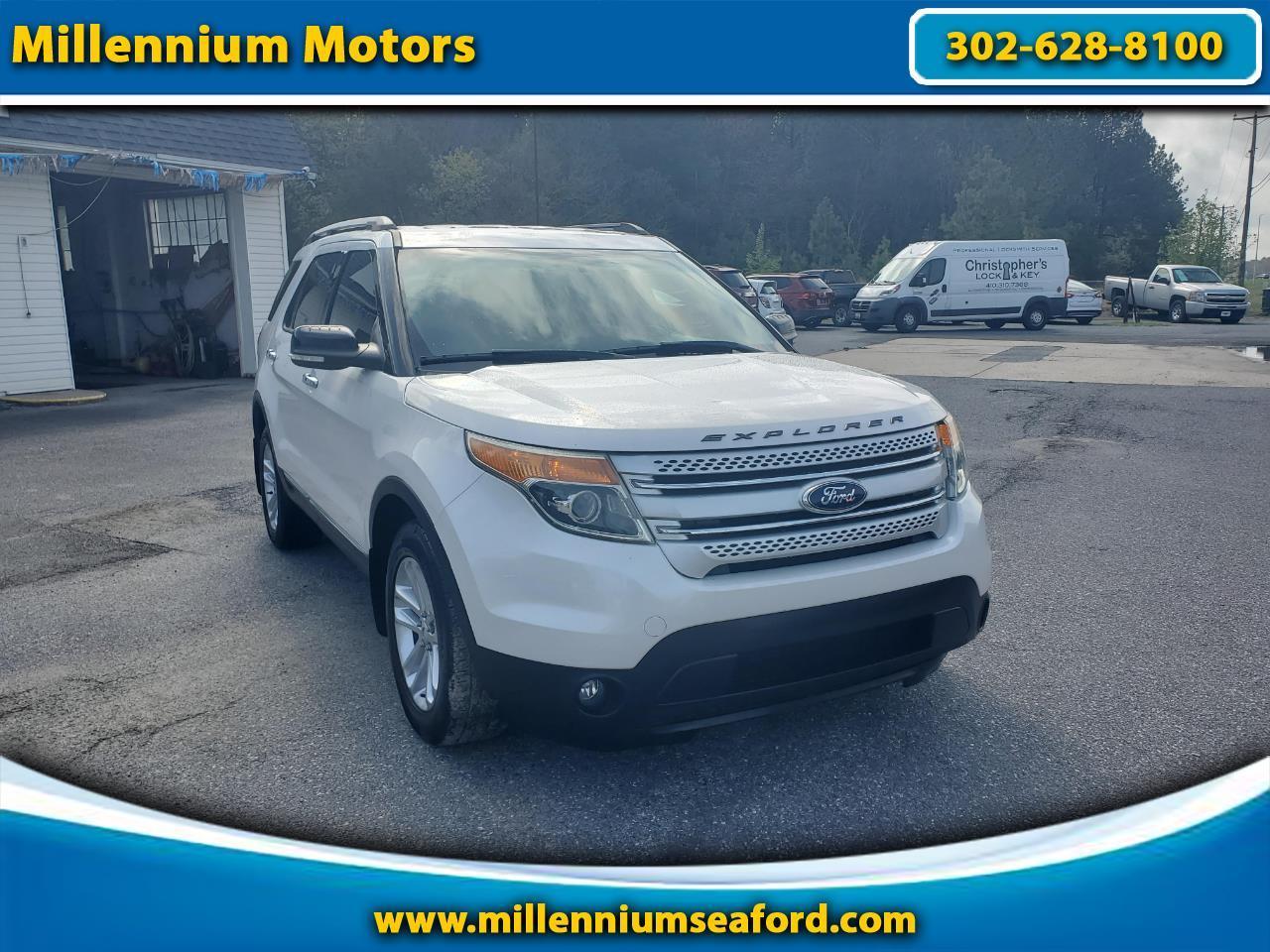 Ford Explorer XLT 4WD 2014