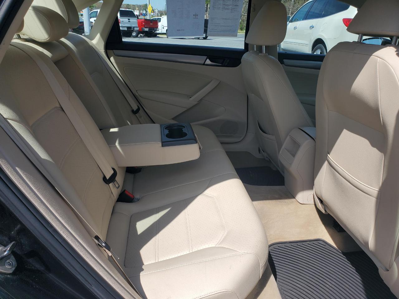 Volkswagen Passat Sport PZEV 5M 2015