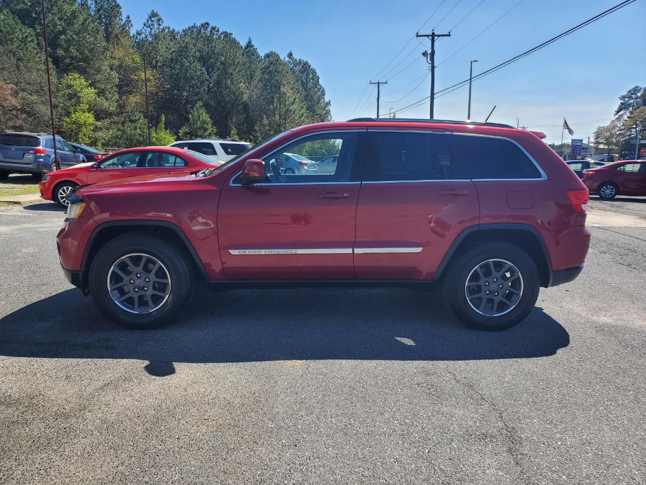 Jeep Grand Cherokee Laredo 4WD 2011