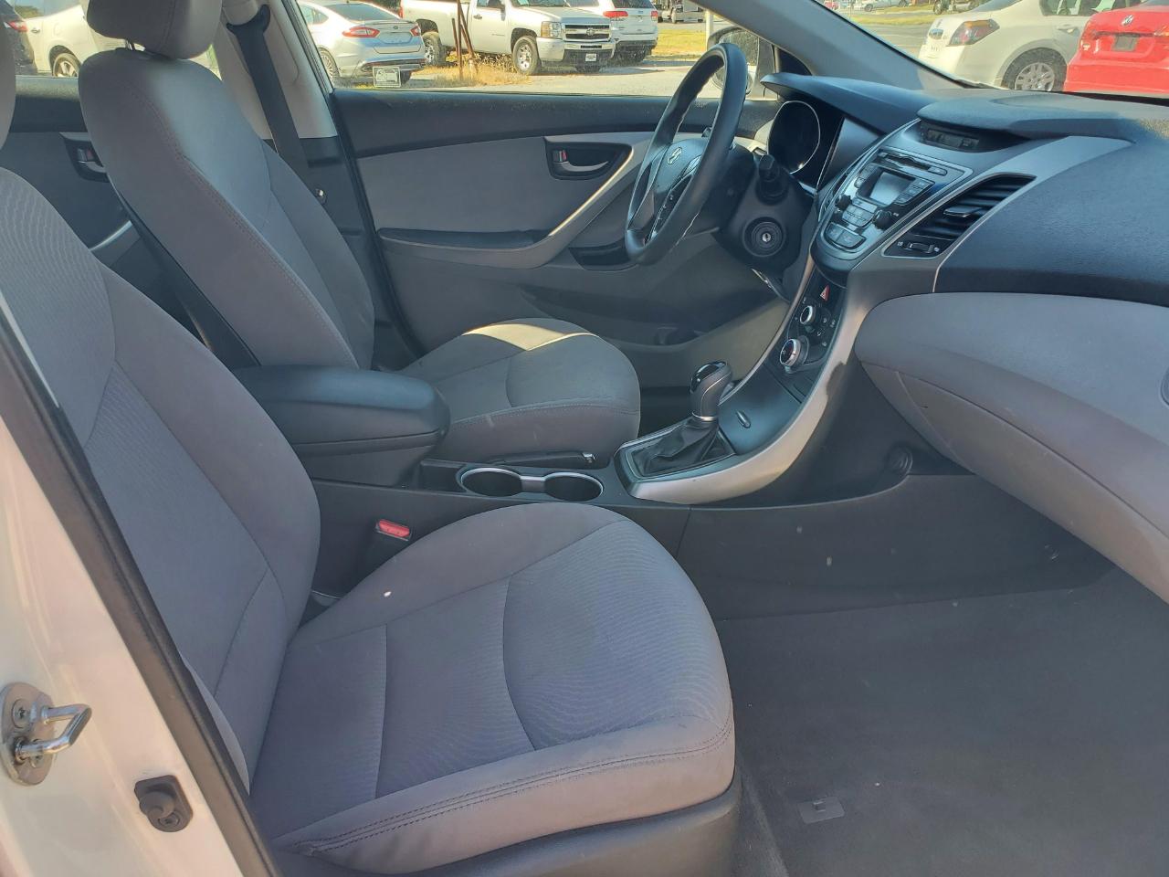 Hyundai Elantra Limited 2014
