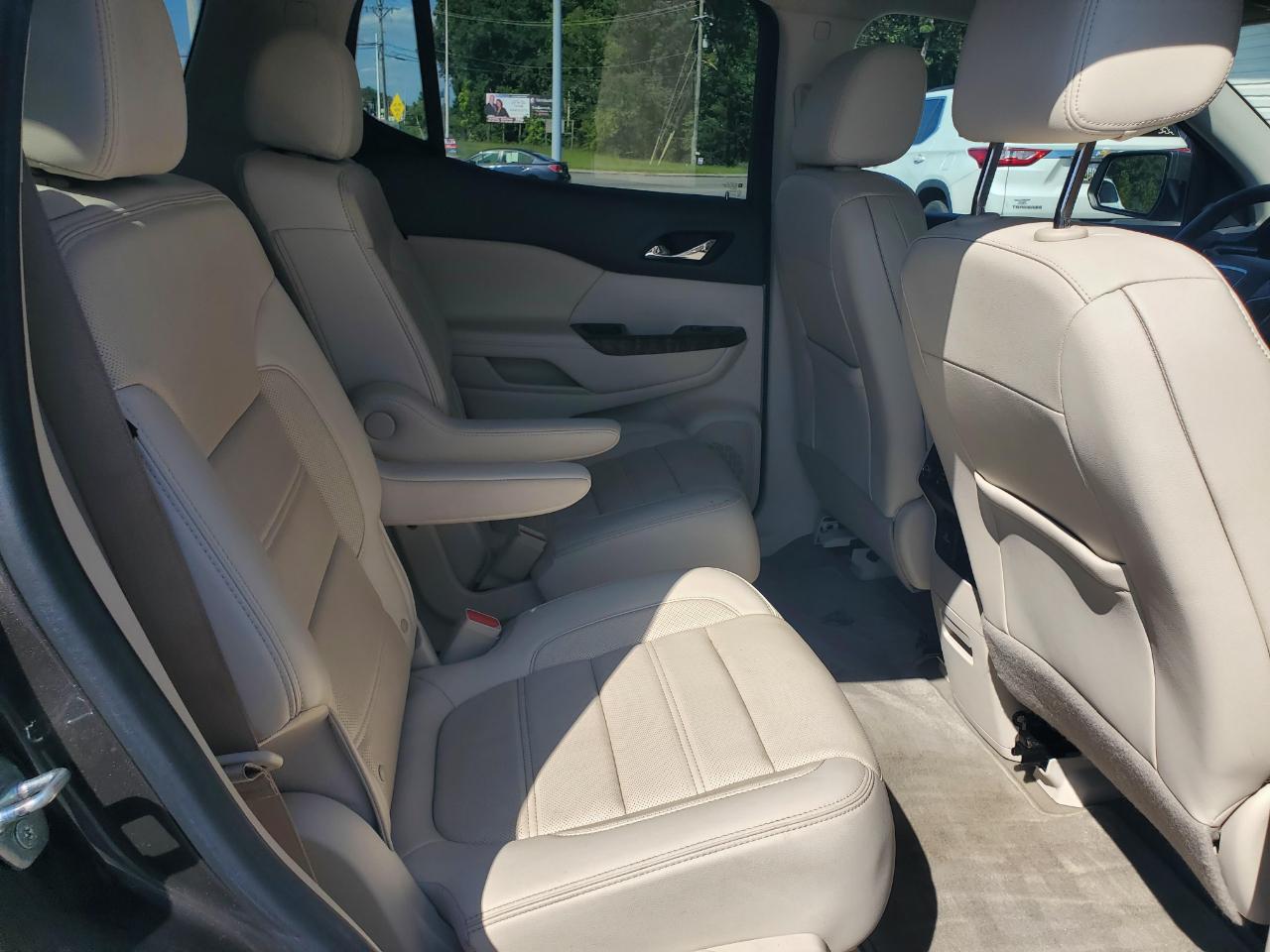 GMC Acadia Denali AWD 2020