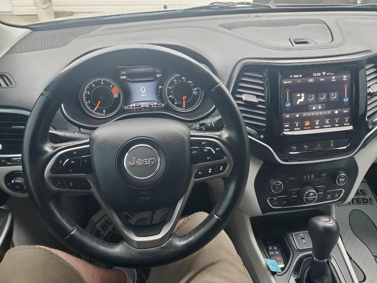 Jeep Cherokee Limited FWD 2019