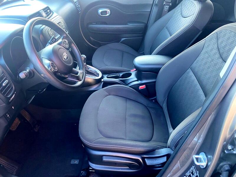 2016 Kia Soul Base 6A