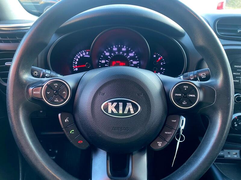 Kia Soul Base 6A 2016