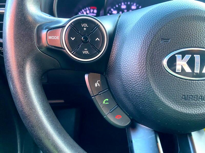 Kia Soul Base 6A 2016