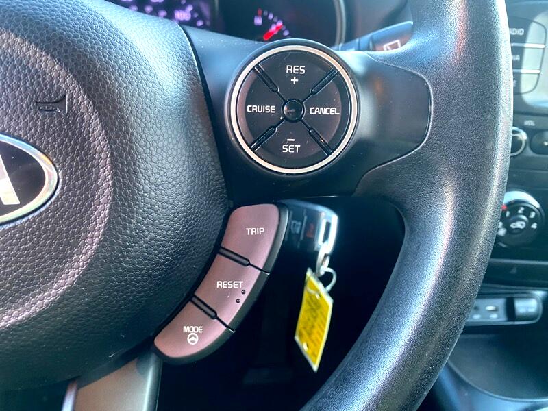 Kia Soul Base 6A 2016