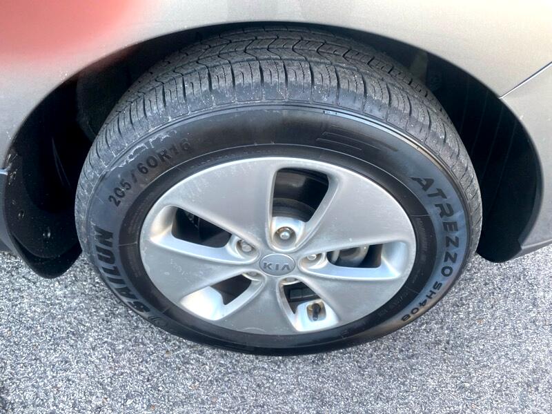 Kia Soul Base 6A 2016