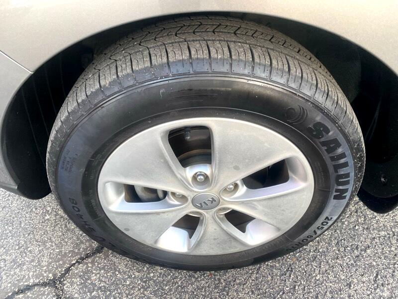 Kia Soul Base 6A 2016