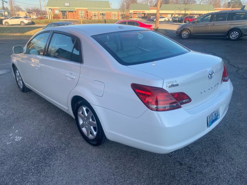 Toyota Avalon Limited 2009
