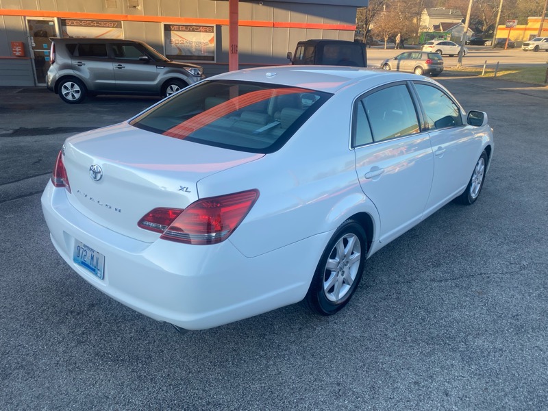 Toyota Avalon Limited 2009
