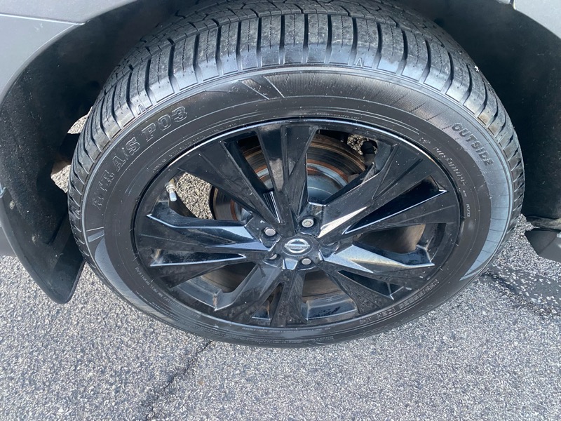 Nissan Pathfinder Platinum 4WD 2017