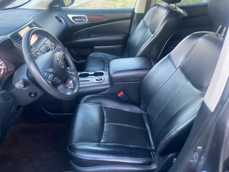 Nissan Pathfinder Platinum 4WD 2017