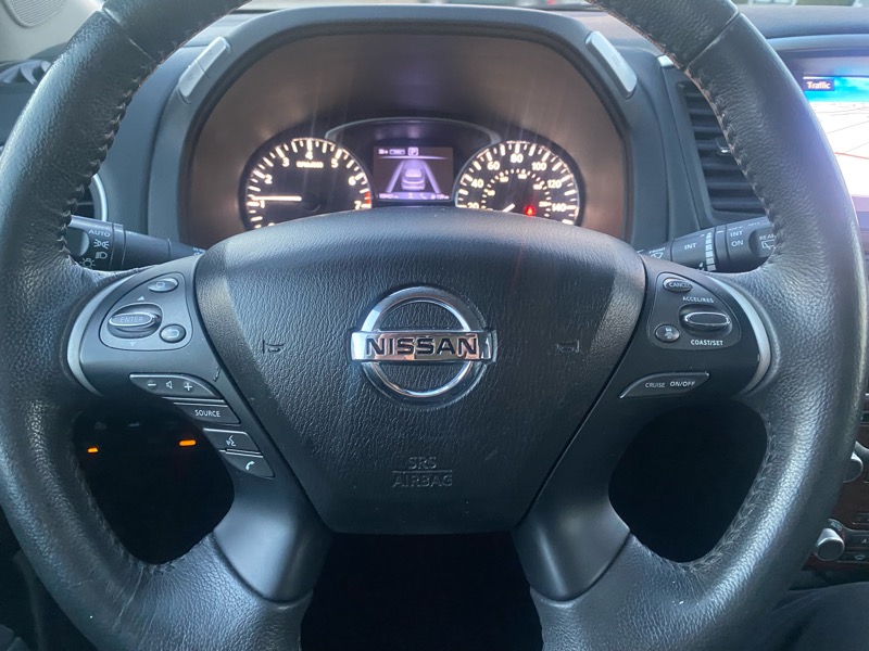 Nissan Pathfinder Platinum 4WD 2017