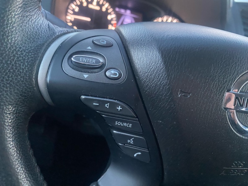 Nissan Pathfinder Platinum 4WD 2017