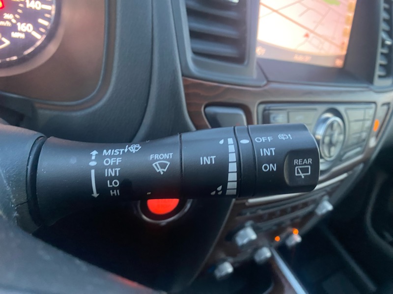 Nissan Pathfinder Platinum 4WD 2017