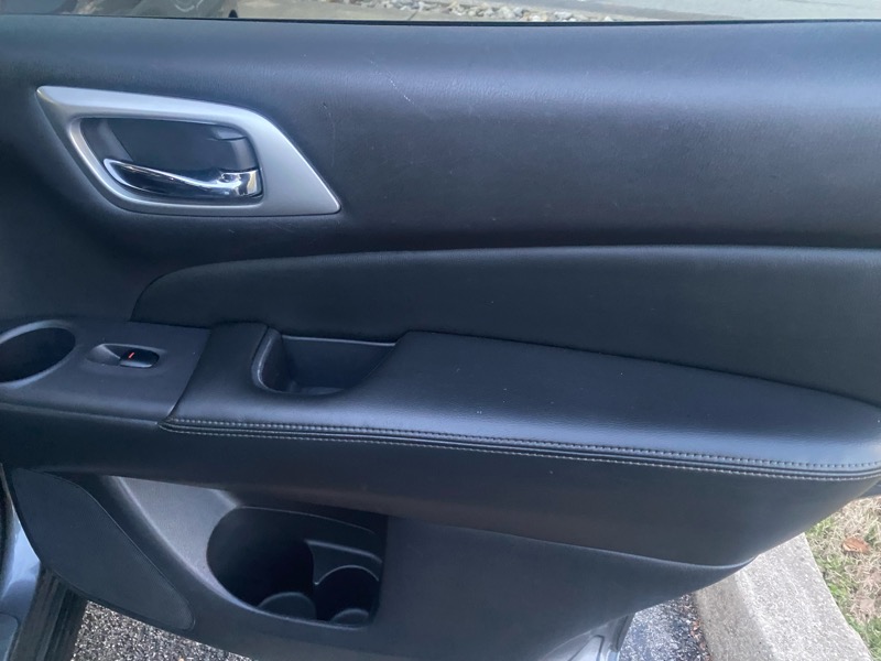 Nissan Pathfinder Platinum 4WD 2017