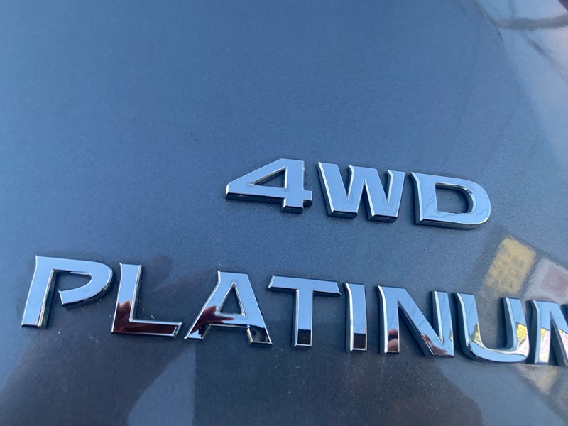 Nissan Pathfinder Platinum 4WD 2017