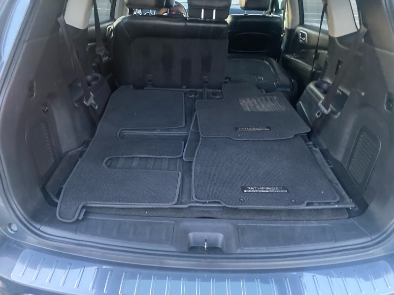 Nissan Pathfinder Platinum 4WD 2017