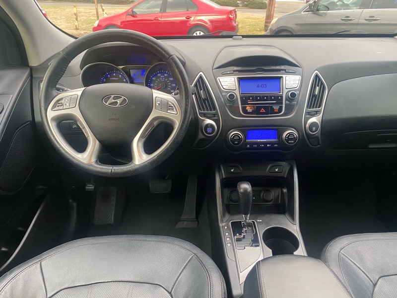 Hyundai Tucson Limited 2WD 2013