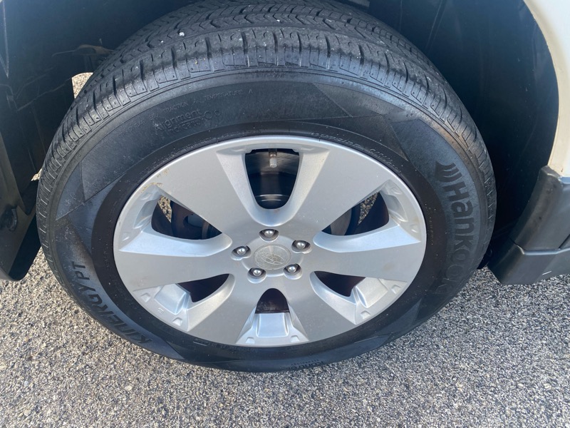 Subaru Outback 2.5i Premium 2012