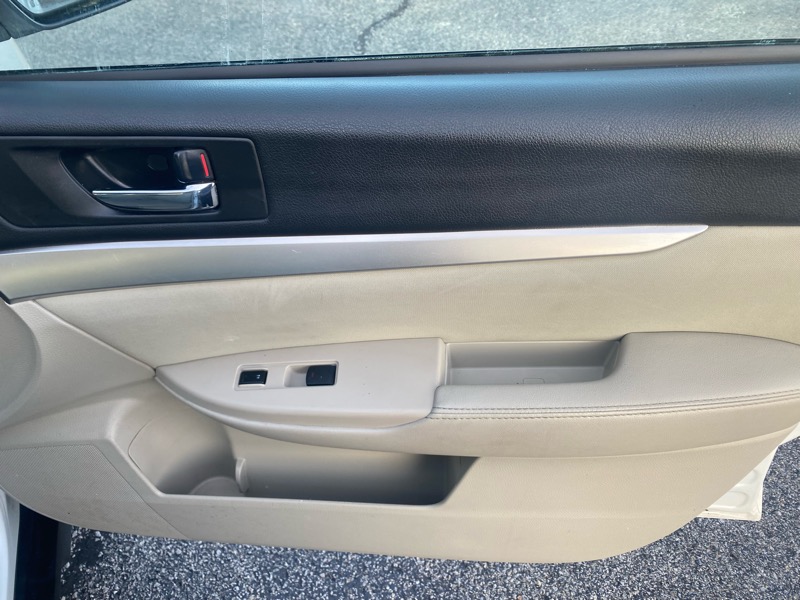 Subaru Outback 2.5i Premium 2012