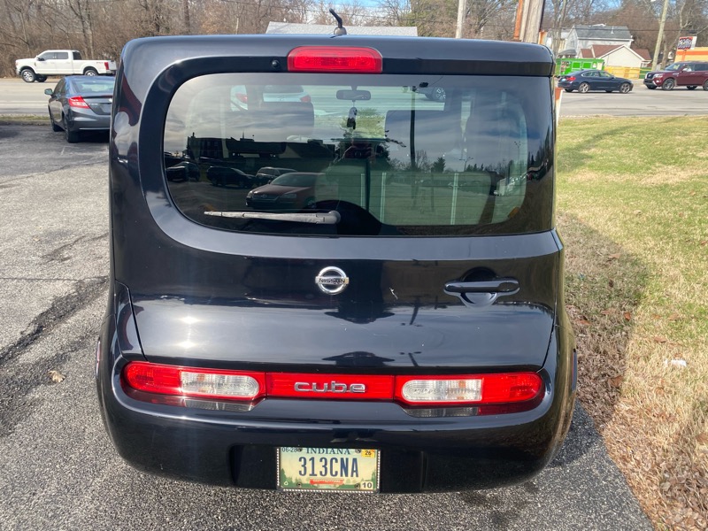 Nissan Cube 1.8 2011
