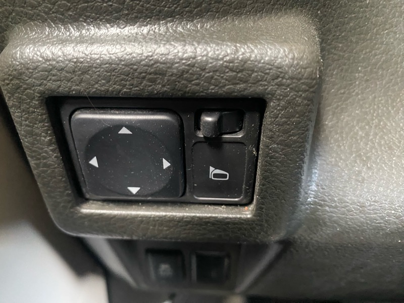 Nissan Cube 1.8 2011