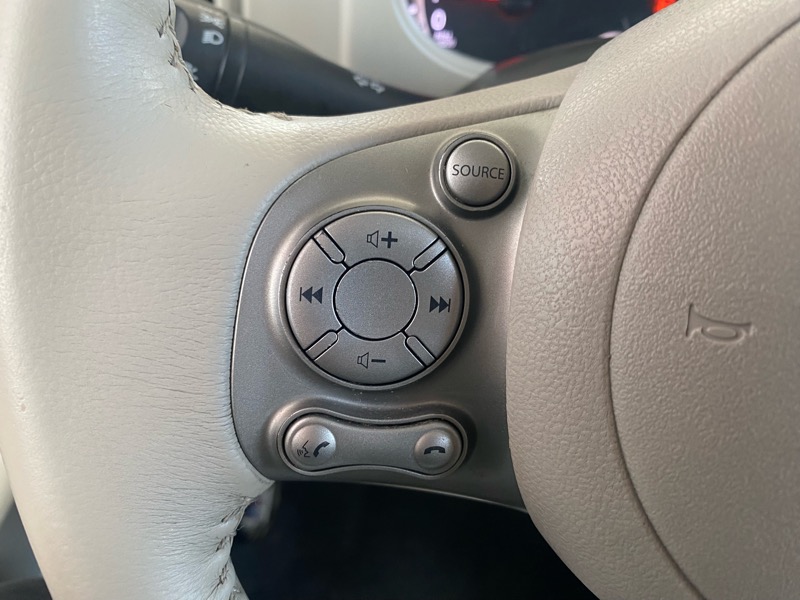 Nissan Cube 1.8 2011